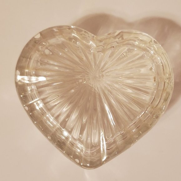 Glass Heart Shaped Trinket Jewelry holder - Picture 11 of 11